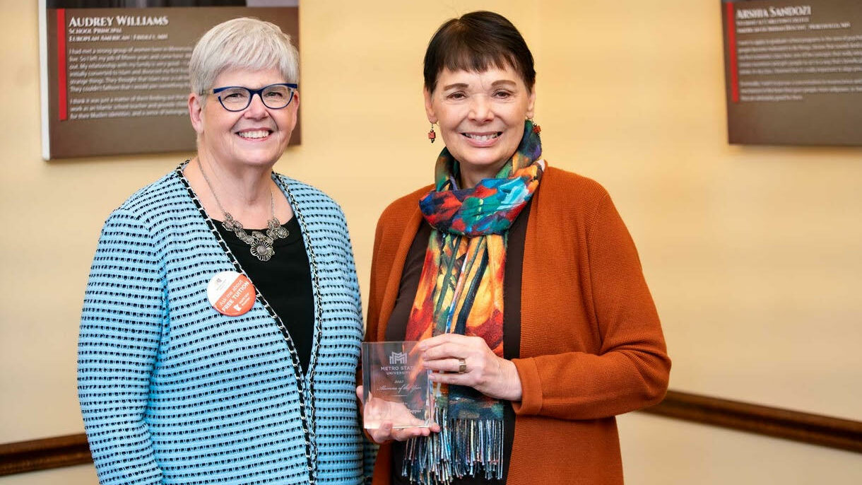 Senator Sandy Pappas recognized as Metro State University alumna of the year