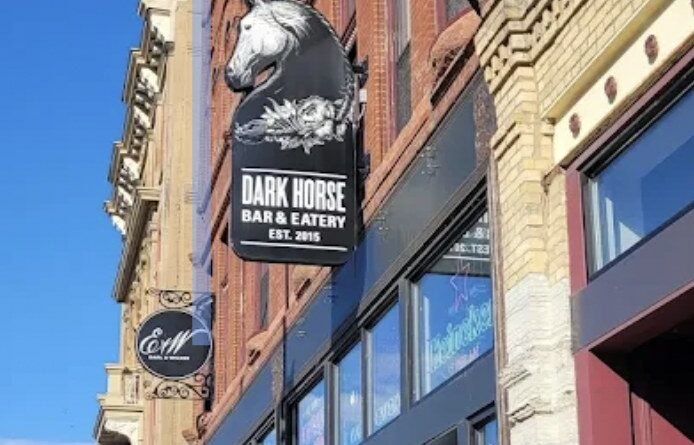 Dark Horse Bar and Eatery sign