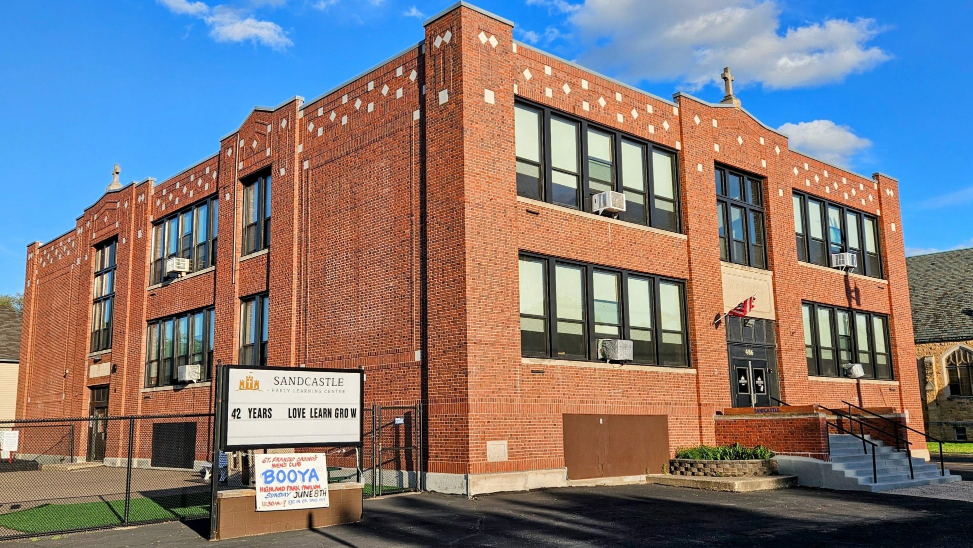 Sandcastle Abruptly Closes its Doors after 42 Years