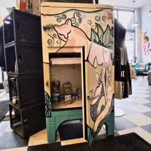 The donation pantry at Nine Lives Thrift, one of several businesses along West 7th offering community support.
Credit: Nine Lives Thrift/Instagram