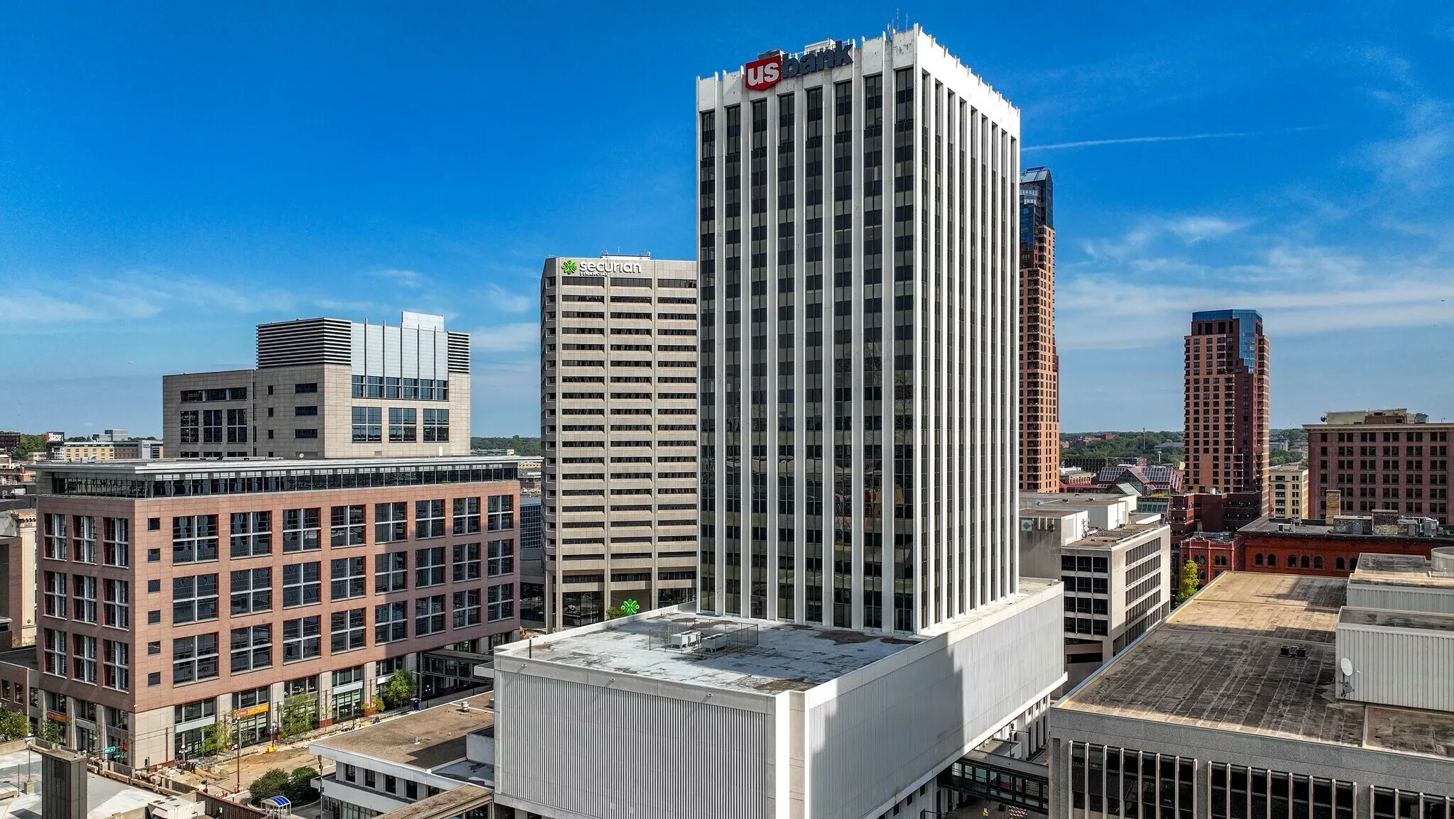 Downtown Development Corporation Acquires Mortgage on U.S. Bank Center